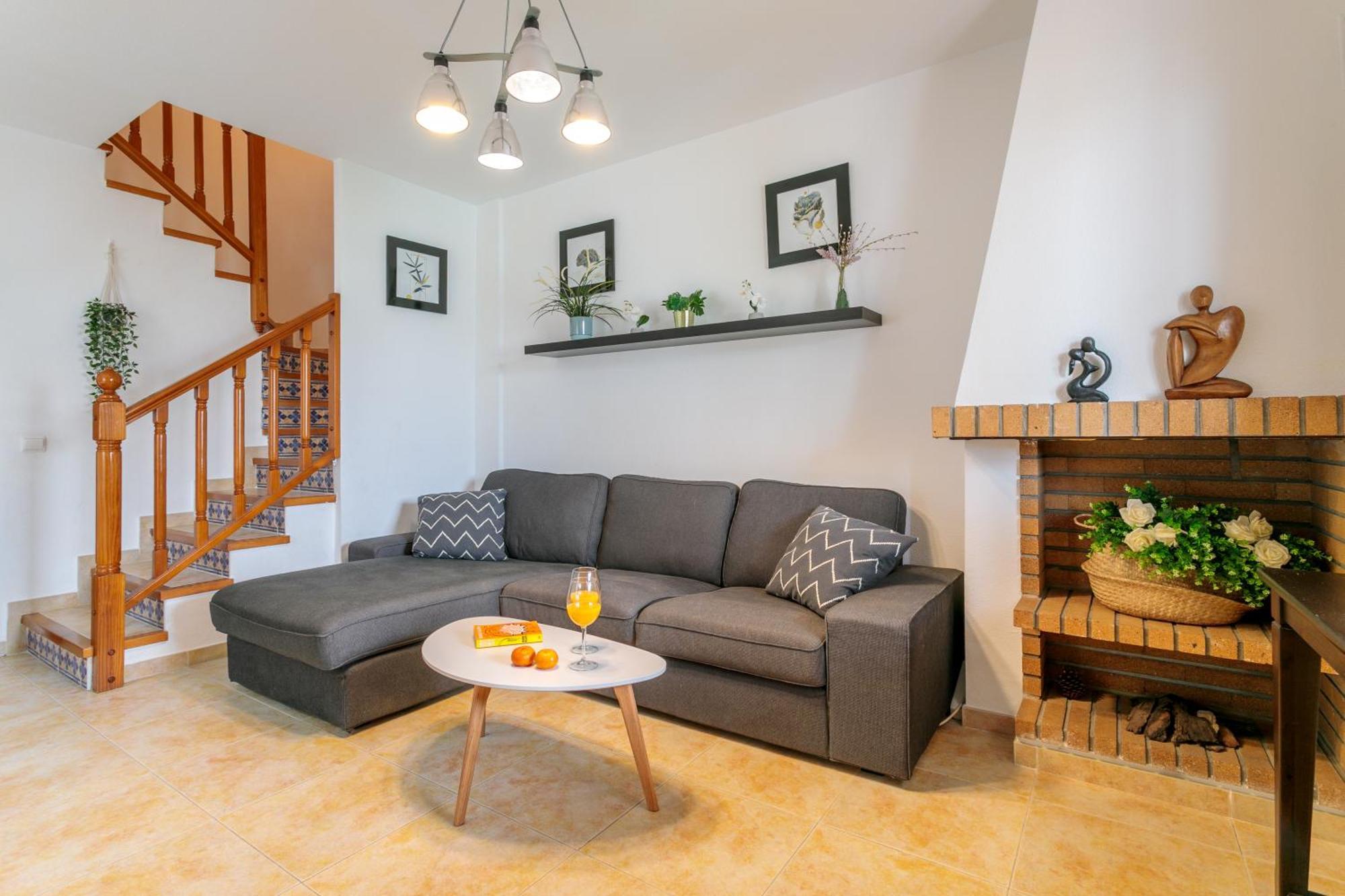 Montefaro Spacious Townhouse - Beach & Pool Санта-Пола Екстер'єр фото